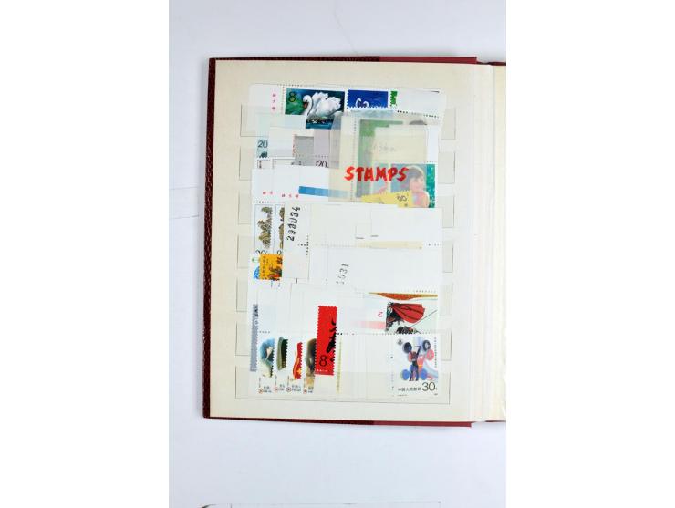 1923/90, postfrische, ungebrauchte und gestempelte Partie in 7 Einsteckbüchern