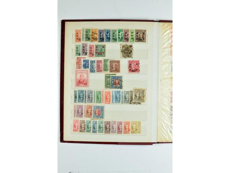 1923/90, postfrische, ungebrauchte und gestempelte Partie in 7 Einsteckbüchern