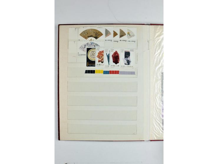 1923/90, postfrische, ungebrauchte und gestempelte Partie in 7 Einsteckbüchern