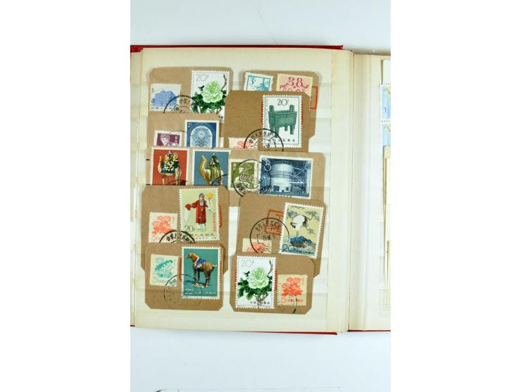 1923/90, postfrische, ungebrauchte und gestempelte Partie in 7 Einsteckbüchern