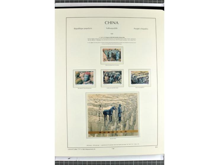 1982/2004, postfrische, in den Hauptnummern anscheinend kpl. Sammlung, dazu ältere Doubletten mit u.a. Bl.20 und 22, Markenhe