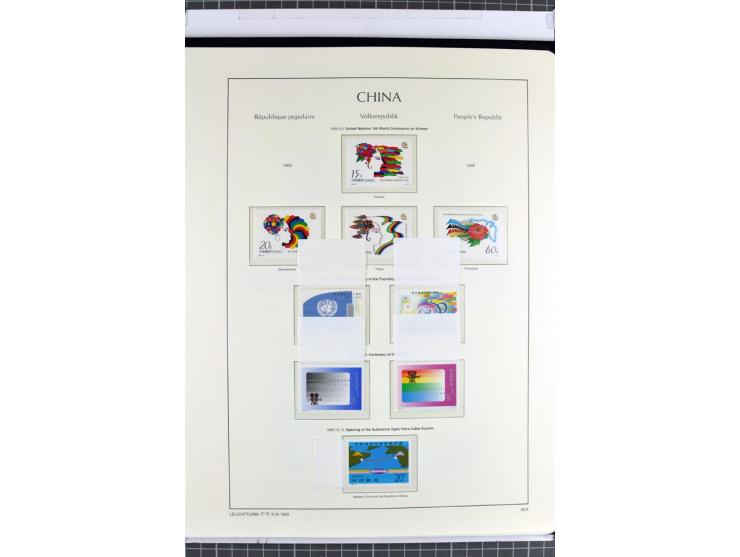 1982/2004, postfrische, in den Hauptnummern anscheinend kpl. Sammlung, dazu ältere Doubletten mit u.a. Bl.20 und 22, Markenhe
