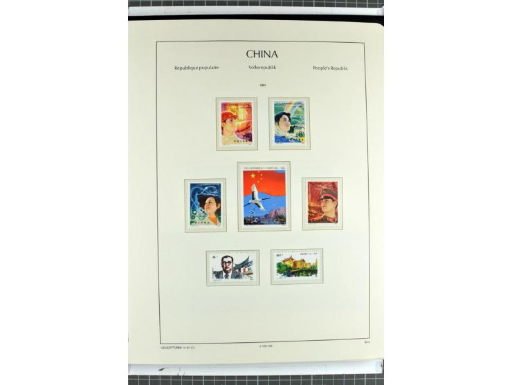 1982/2004, postfrische, in den Hauptnummern anscheinend kpl. Sammlung, dazu ältere Doubletten mit u.a. Bl.20 und 22, Markenhe