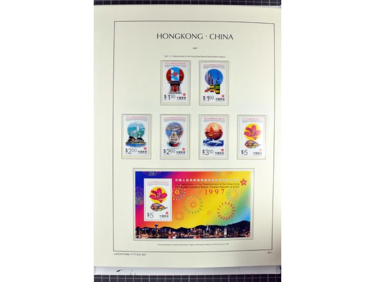 1982/2004, postfrische, in den Hauptnummern anscheinend kpl. Sammlung, dazu ältere Doubletten mit u.a. Bl.20 und 22, Markenhe
