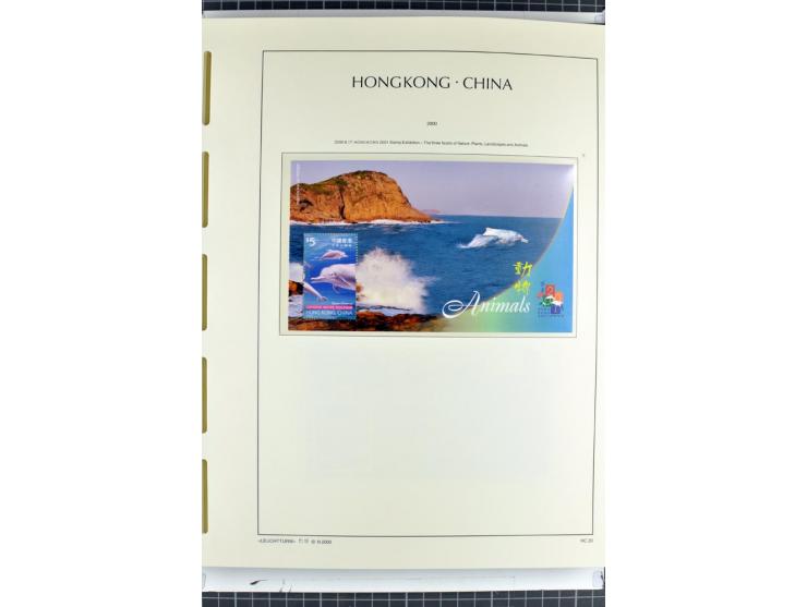 1982/2004, postfrische, in den Hauptnummern anscheinend kpl. Sammlung, dazu ältere Doubletten mit u.a. Bl.20 und 22, Markenhe