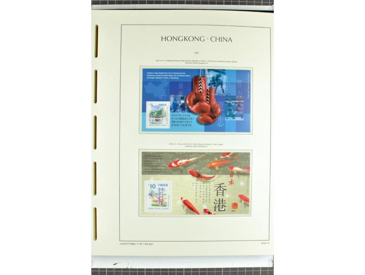 1982/2004, postfrische, in den Hauptnummern anscheinend kpl. Sammlung, dazu ältere Doubletten mit u.a. Bl.20 und 22, Markenhe