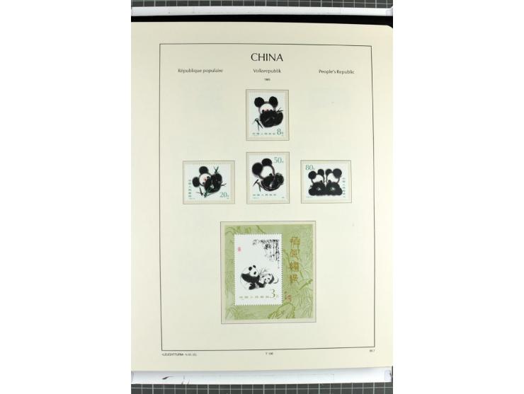 1982/2004, postfrische, in den Hauptnummern anscheinend kpl. Sammlung, dazu ältere Doubletten mit u.a. Bl.20 und 22, Markenhe