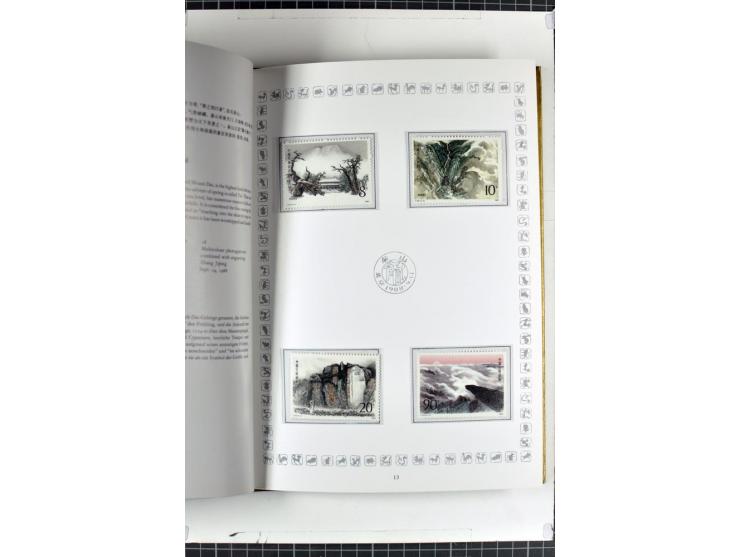 1982/2004, postfrische, in den Hauptnummern anscheinend kpl. Sammlung, dazu ältere Doubletten mit u.a. Bl.20 und 22, Markenhe