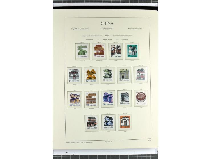 1982/2004, postfrische, in den Hauptnummern anscheinend kpl. Sammlung, dazu ältere Doubletten mit u.a. Bl.20 und 22, Markenhe