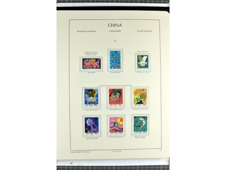 1982/2004, postfrische, in den Hauptnummern anscheinend kpl. Sammlung, dazu ältere Doubletten mit u.a. Bl.20 und 22, Markenhe