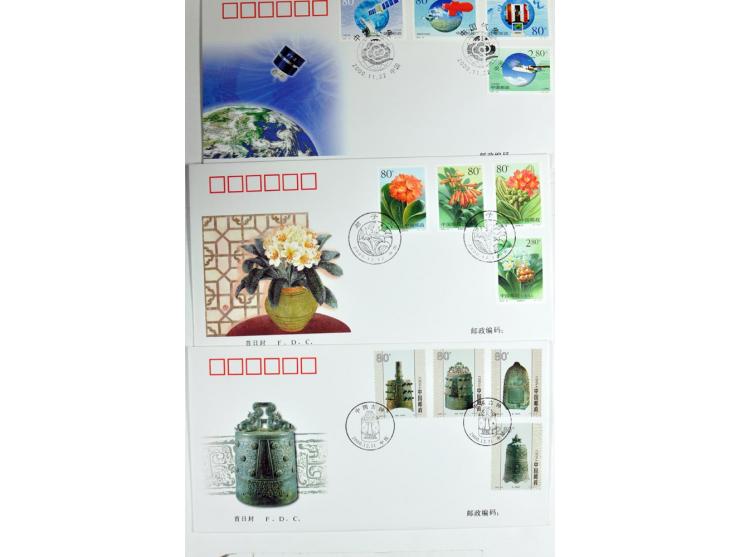 1949/2000, Partie meist moderner Briefe, Karten, Ganzsachen und FDC