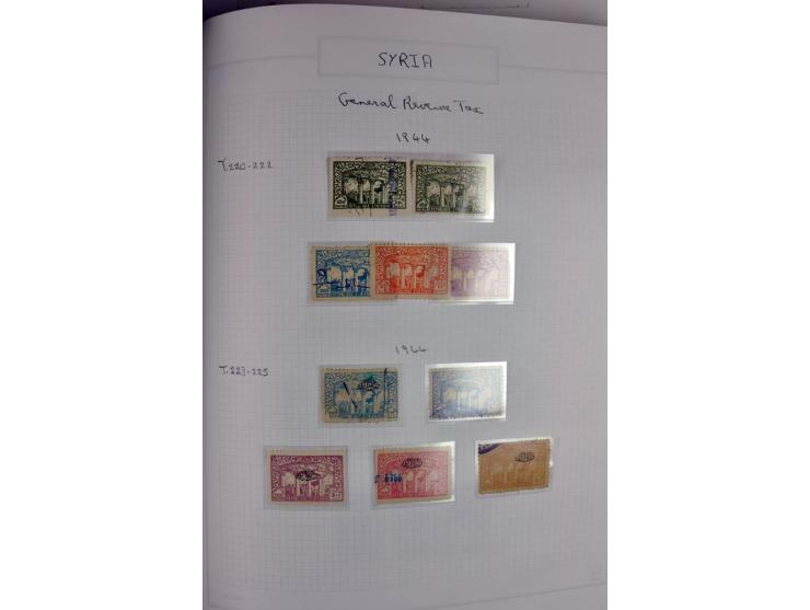REVENUES: 1916/95 (ca.), sehr schöne spezialisierte zweibändige Sammlung mit einer Vielzahl von ungebrauchten und gebrauchten