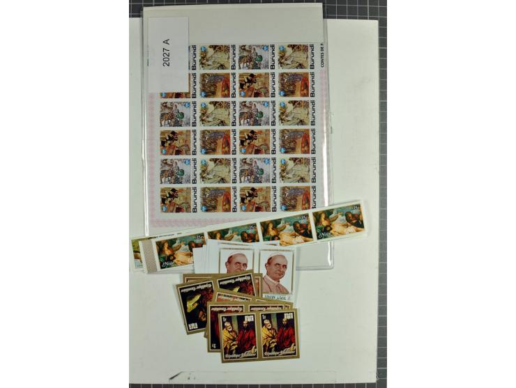 1970/90, postfrische Partie mit vielen ungezähnten Ausgaben diverser Gebiete, einige tausend Marken und Blocks