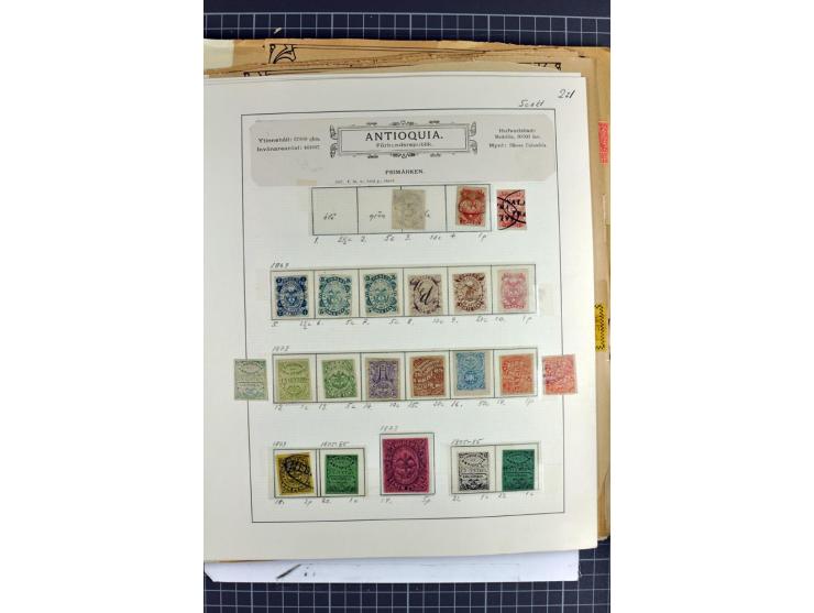 SÜDAMERIKA: 1859/1982, vorwiegend gestempelte Sammlung mit Chile, Venezuela, Bolivien mit Mi.-Nr. 4 gestempelt,  außerdem Kol