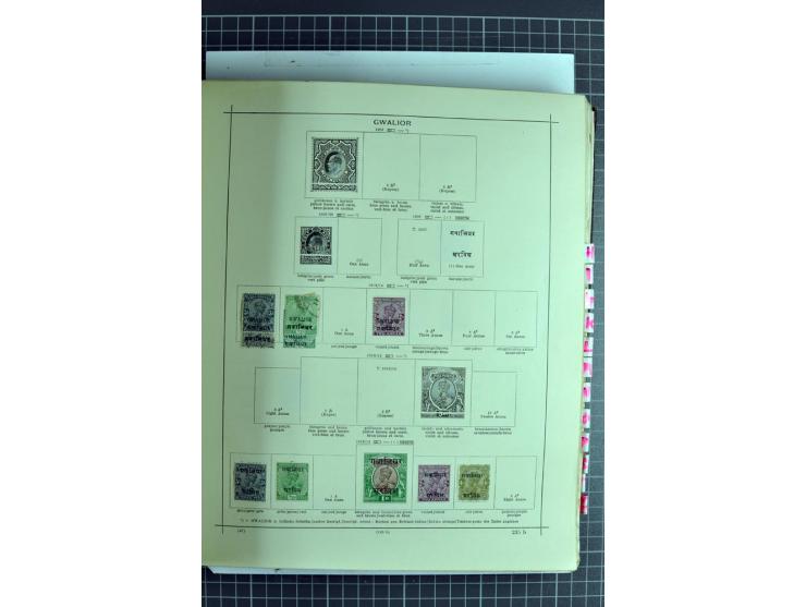 1854/1935 (ca.), ungebrauchte und gestempelte Sammlung (ohne Japan) mit besseren Ausgaben im alten Schaubek-Album, dazu Austr