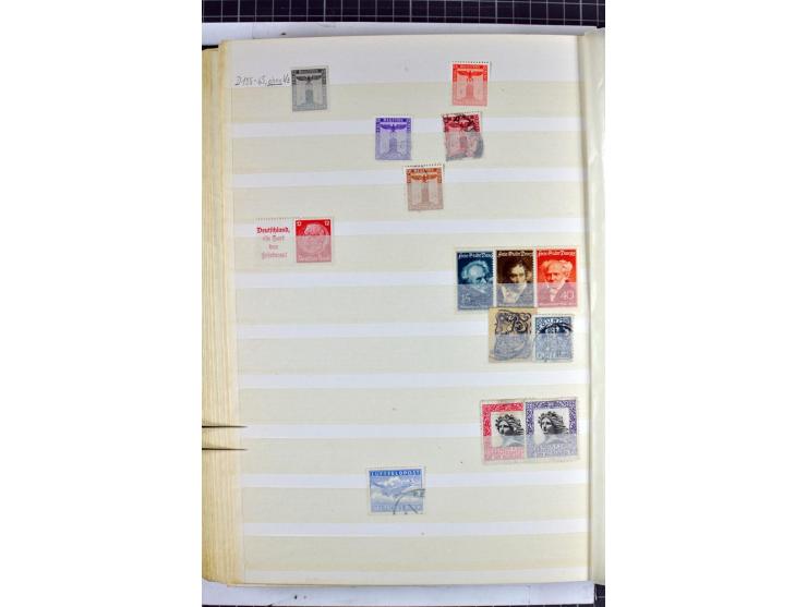 1872/1945, vorwiegend gestempelte Sammlung, beginnend mit schönem Brustschildteil, dabei Mi.-Nr. 11, 27, 28 und 29-30, danach