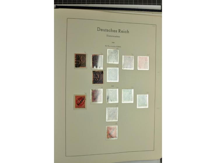1872/1945, überwiegend gestempelte Sammlung mit u.a. Mi.-Nr. 24 (kleine Beanstandungen, Fotoattest Krug BPP), 66 (2), Bl.3 au