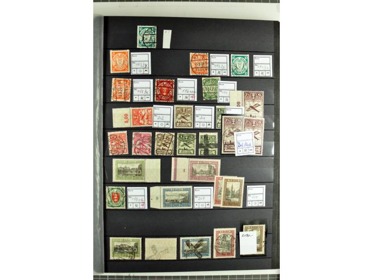 1920/1939, meist postfrische und gestempelte Sammlung inkl. Dienst- und Portomarken sowie Port Gdansk im Steckbuch, dabei vie