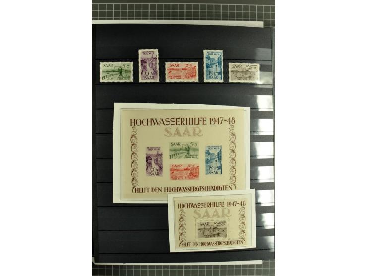1920/1958, meist postfrische und gestempelte Sammlung inkl. Dienstmarken mit vielen kpl. und besseren Ausgaben, Farben, Aufdr