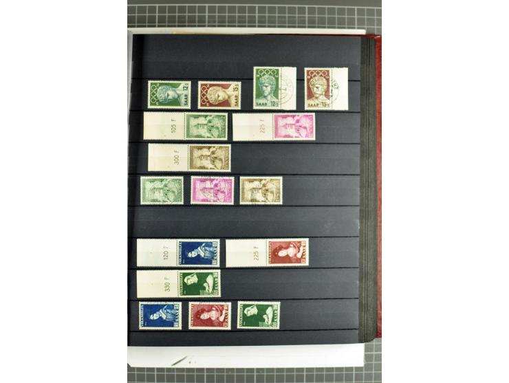 1920/1958, meist postfrische und gestempelte Sammlung inkl. Dienstmarken mit vielen kpl. und besseren Ausgaben, Farben, Aufdr
