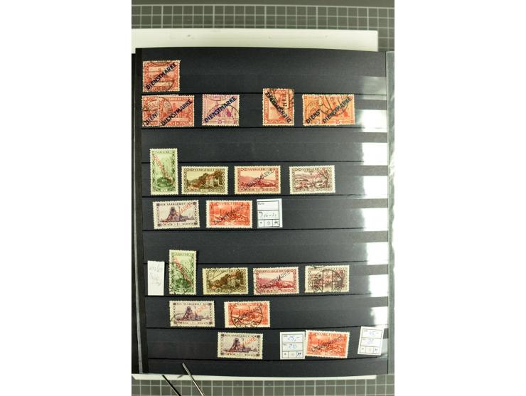 1920/1958, meist postfrische und gestempelte Sammlung inkl. Dienstmarken mit vielen kpl. und besseren Ausgaben, Farben, Aufdr