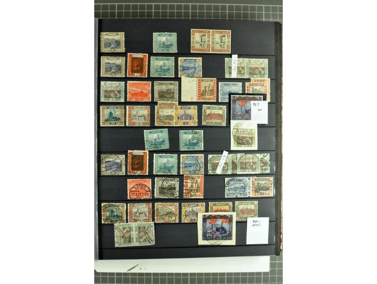 1920/1958, meist postfrische und gestempelte Sammlung inkl. Dienstmarken mit vielen kpl. und besseren Ausgaben, Farben, Aufdr