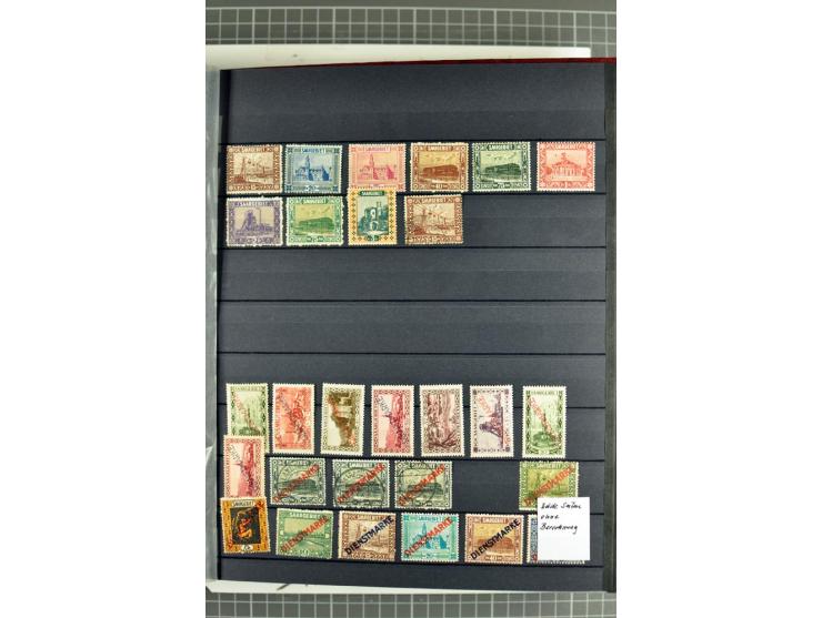 1920/1958, meist postfrische und gestempelte Sammlung inkl. Dienstmarken mit vielen kpl. und besseren Ausgaben, Farben, Aufdr