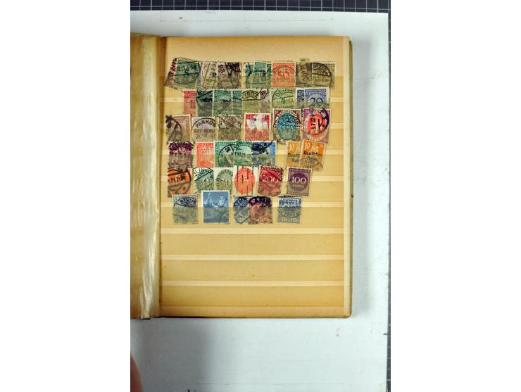 1933/80 (ca.), postfrischer, ungebrauchter und gestempelter Posten (einige mit Neugummi) dabei Dt. Reich bis auf Chicagofahrt
