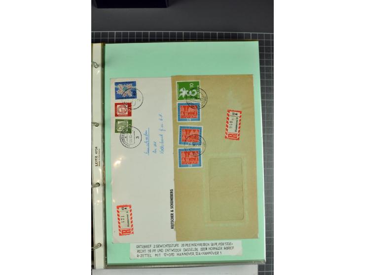1828/1995, sehr umfangreiche Ausstellungs-Sammlung "Die Eilboten-Post" ab Vorphila in 11 Alben mit einigen hundert Briefen, K