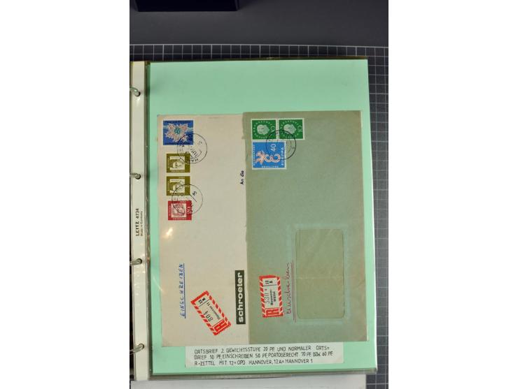 1828/1995, sehr umfangreiche Ausstellungs-Sammlung "Die Eilboten-Post" ab Vorphila in 11 Alben mit einigen hundert Briefen, K