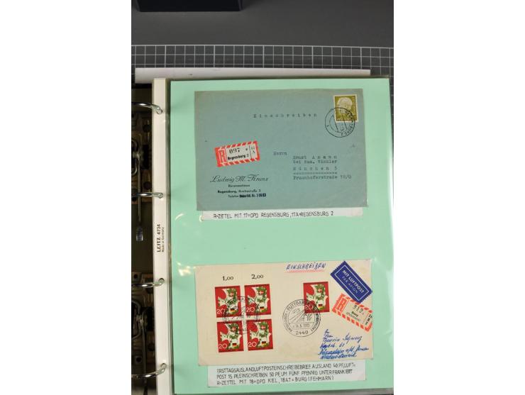 1828/1995, sehr umfangreiche Ausstellungs-Sammlung "Die Eilboten-Post" ab Vorphila in 11 Alben mit einigen hundert Briefen, K