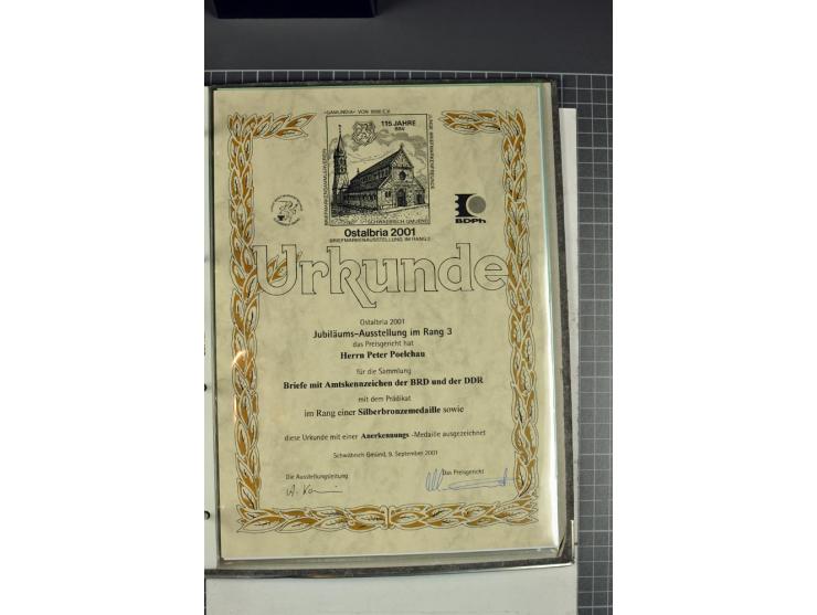 1828/1995, sehr umfangreiche Ausstellungs-Sammlung "Die Eilboten-Post" ab Vorphila in 11 Alben mit einigen hundert Briefen, K