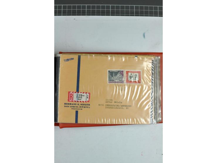 1945/70, vorwiegend postfrische Sammlung mit guten Sammlungen ab SBZ mit u.a. Mi.-Nr. 41 und Block 1x, 2t, 4, 5X/Y postfrisch