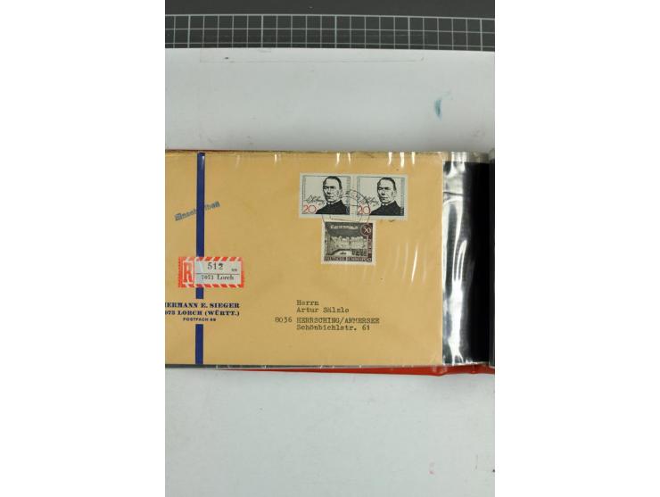 1945/70, vorwiegend postfrische Sammlung mit guten Sammlungen ab SBZ mit u.a. Mi.-Nr. 41 und Block 1x, 2t, 4, 5X/Y postfrisch