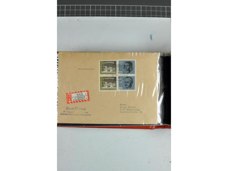 1945/70, vorwiegend postfrische Sammlung mit guten Sammlungen ab SBZ mit u.a. Mi.-Nr. 41 und Block 1x, 2t, 4, 5X/Y postfrisch