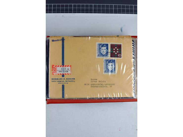 1945/70, vorwiegend postfrische Sammlung mit guten Sammlungen ab SBZ mit u.a. Mi.-Nr. 41 und Block 1x, 2t, 4, 5X/Y postfrisch