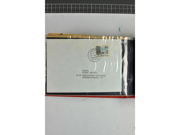 1945/70, vorwiegend postfrische Sammlung mit guten Sammlungen ab SBZ mit u.a. Mi.-Nr. 41 und Block 1x, 2t, 4, 5X/Y postfrisch