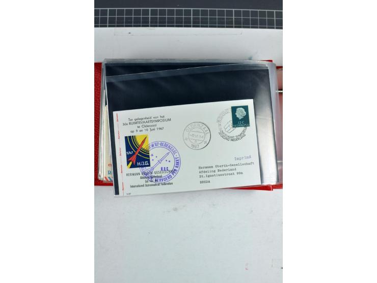 1945/70, vorwiegend postfrische Sammlung mit guten Sammlungen ab SBZ mit u.a. Mi.-Nr. 41 und Block 1x, 2t, 4, 5X/Y postfrisch