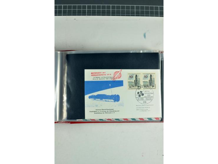 1945/70, vorwiegend postfrische Sammlung mit guten Sammlungen ab SBZ mit u.a. Mi.-Nr. 41 und Block 1x, 2t, 4, 5X/Y postfrisch