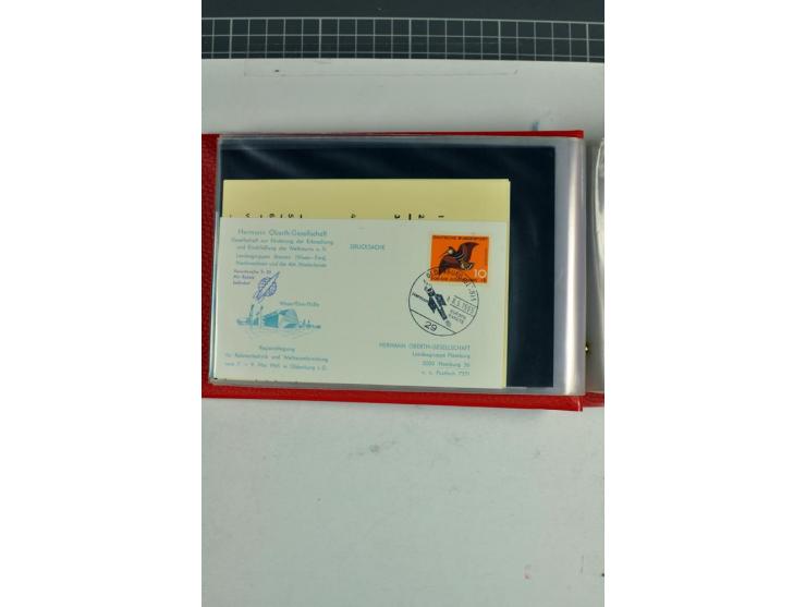 1945/70, vorwiegend postfrische Sammlung mit guten Sammlungen ab SBZ mit u.a. Mi.-Nr. 41 und Block 1x, 2t, 4, 5X/Y postfrisch