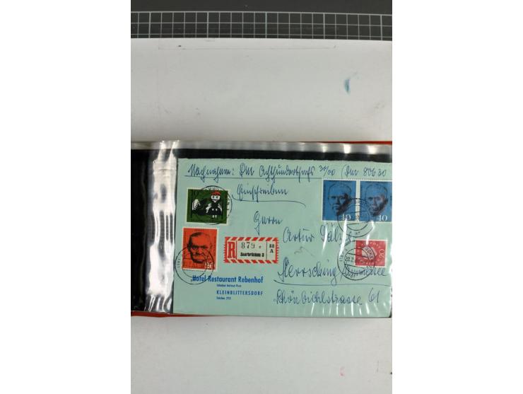 1945/70, vorwiegend postfrische Sammlung mit guten Sammlungen ab SBZ mit u.a. Mi.-Nr. 41 und Block 1x, 2t, 4, 5X/Y postfrisch
