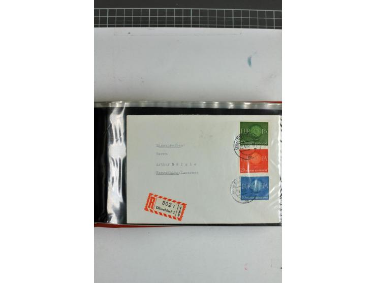 1945/70, vorwiegend postfrische Sammlung mit guten Sammlungen ab SBZ mit u.a. Mi.-Nr. 41 und Block 1x, 2t, 4, 5X/Y postfrisch