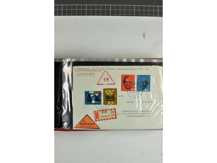 1945/70, vorwiegend postfrische Sammlung mit guten Sammlungen ab SBZ mit u.a. Mi.-Nr. 41 und Block 1x, 2t, 4, 5X/Y postfrisch