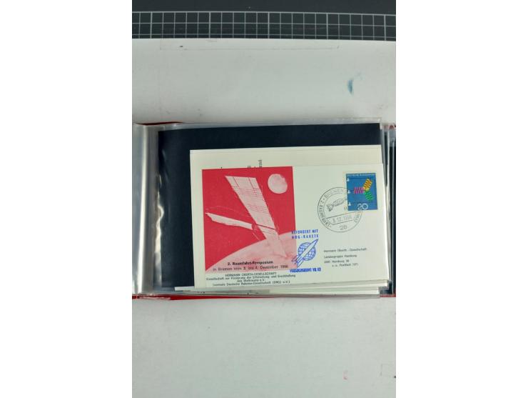 1945/70, vorwiegend postfrische Sammlung mit guten Sammlungen ab SBZ mit u.a. Mi.-Nr. 41 und Block 1x, 2t, 4, 5X/Y postfrisch