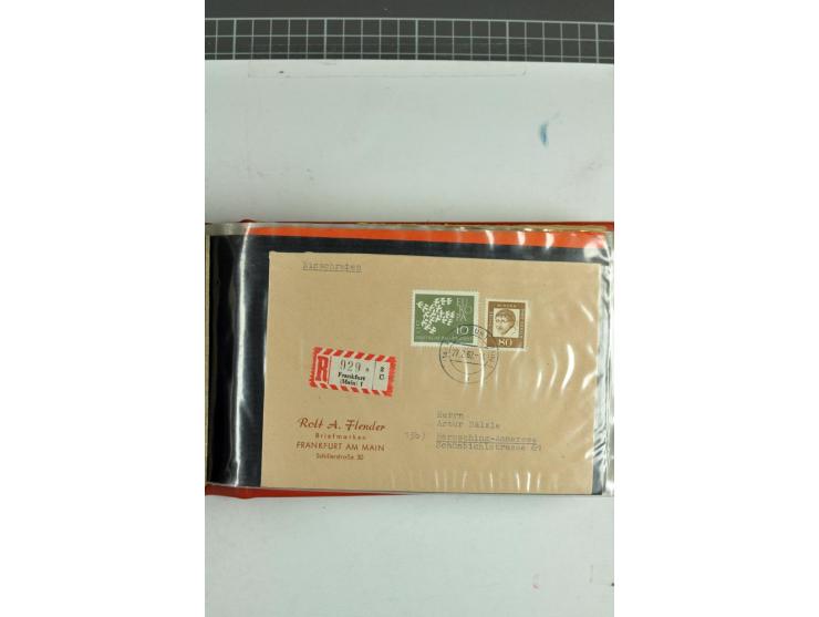 1945/70, vorwiegend postfrische Sammlung mit guten Sammlungen ab SBZ mit u.a. Mi.-Nr. 41 und Block 1x, 2t, 4, 5X/Y postfrisch