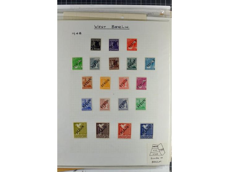 1948/1955, meist ungebrauchte Sammlung auf selbstgefertigten Albenblättern mit einigen besseren und kpl. Ausgaben, dabei auch