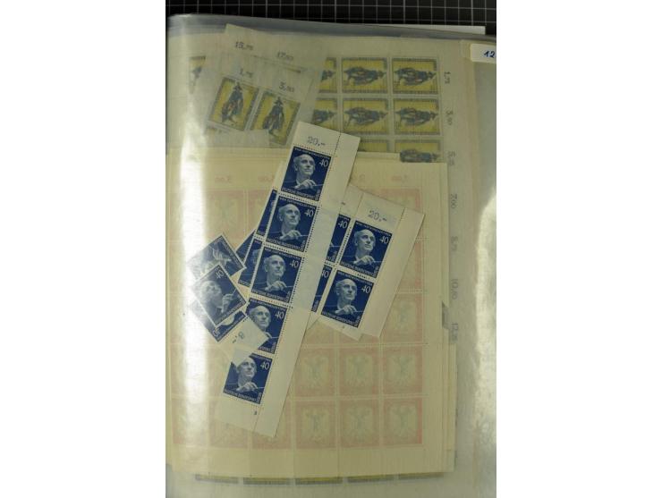1950/1964, postrischer Lagerposten mit Bogen und Bogenteilen in unterschiedlichen Mengen, dabei u.a. Mi.-Nr. 71 (8), 75-79 (1
