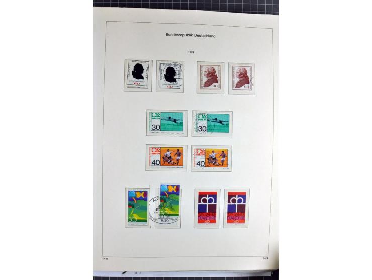 1949/1987, in den Hauptnummern überkpl. postfrische (wenige Werte ungebraucht) und gestempelte Sammlung, dabei Anfangsausgabe