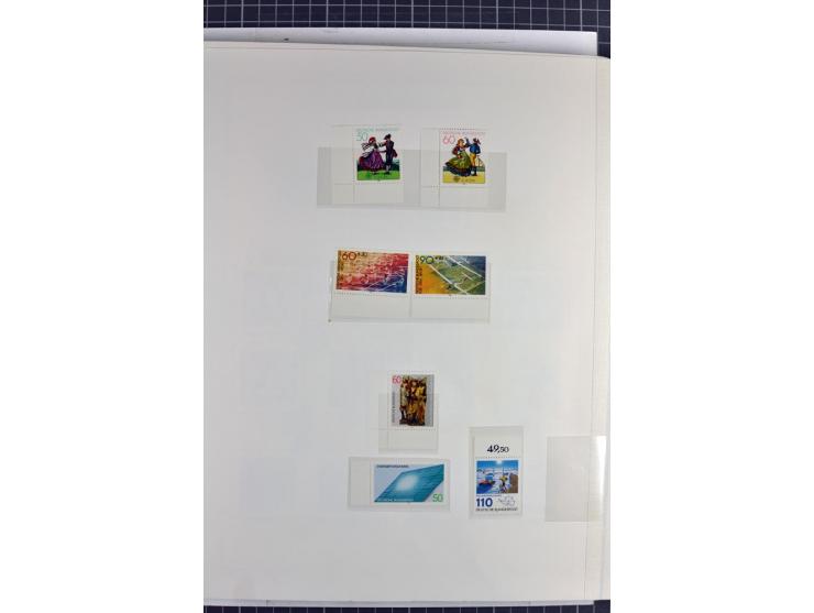 1949/1987, in den Hauptnummern überkpl. postfrische (wenige Werte ungebraucht) und gestempelte Sammlung, dabei Anfangsausgabe