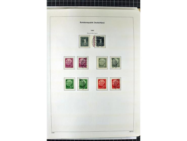1949/1987, in den Hauptnummern überkpl. postfrische (wenige Werte ungebraucht) und gestempelte Sammlung, dabei Anfangsausgabe